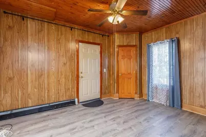 116 Marshall St, Fitchburg, MA 01420 - Photo 4
