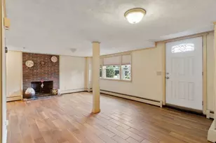 12 Mansfield St, Peabody, MA 01960 - Photo 4