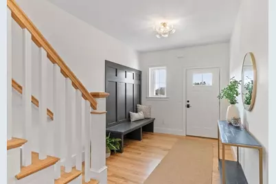 81 Oliver Pond Circle #08, Franklin, MA 02038 - Photo 2