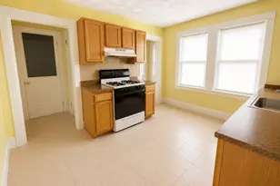 32 Century St, Medford, MA 02155 - Photo 8