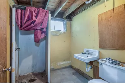 129 Forest St, Haverhill, MA 01832 - Photo 40