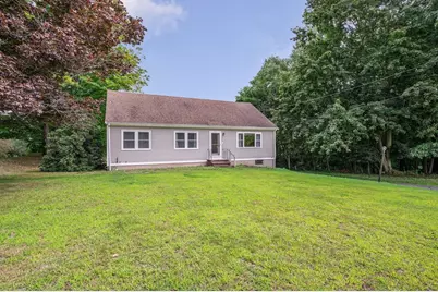 129 Forest St, Haverhill, MA 01832 - Photo 2