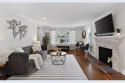 15 Pheasant Ln, Woburn, MA 01801 - Photo 4
