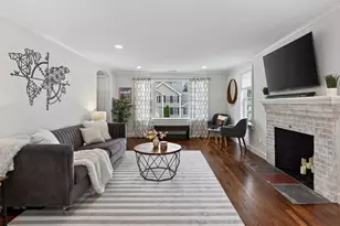 15 Pheasant Ln, Woburn, MA 01801 - Photo 4
