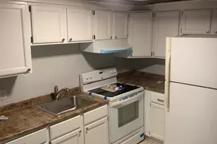 28 Sever St, Worcester, MA 01609 - Photo 2