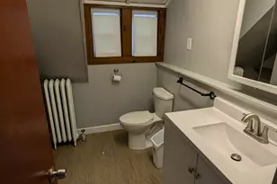 28 Sever St, Worcester, MA 01609 - Photo 4