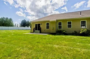 150 Stonybrook Wy, South Hadley, MA 01075 - Photo 34
