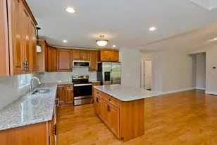 150 Stonybrook Wy, South Hadley, MA 01075 - Photo 16