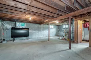 129 Forest St, Haverhill, MA 01832 - Photo 38