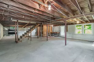 129 Forest St, Haverhill, MA 01832 - Photo 40
