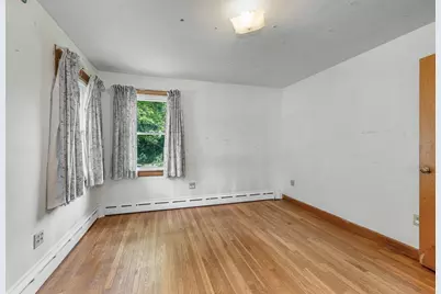 129 Forest St, Haverhill, MA 01832 - Photo 20