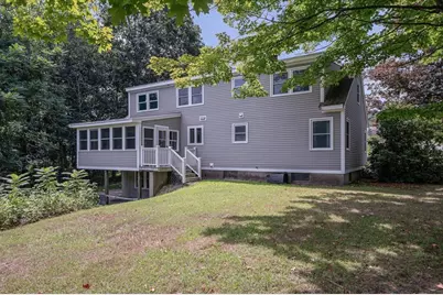 129 Forest St, Haverhill, MA 01832 - Photo 8