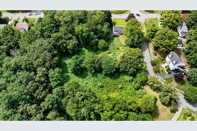 129 Forest St, Haverhill, MA 01832 - Photo 4