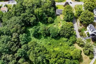 129 Forest St, Haverhill, MA 01832 - Photo 4
