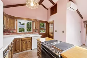 17 St James St, Dracut, MA 01826 - Photo 6