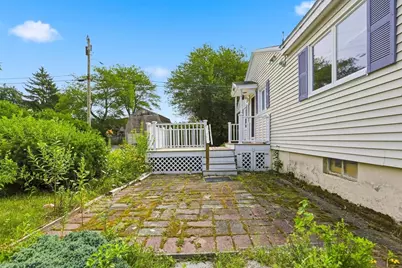 17 Saint James St, Dracut, MA 01826 - Photo 26
