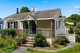 17 St James St, Dracut, MA 01826 - Photo 1