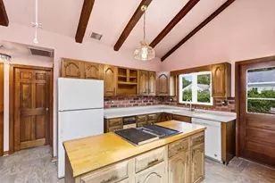 17 St James St, Dracut, MA 01826 - Photo 10
