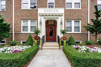 23 Breed Street #5, Lynn, MA 01902 - Photo 2