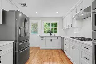 31 Lakeshore Dr, Hudson, MA 01749 - Photo 6