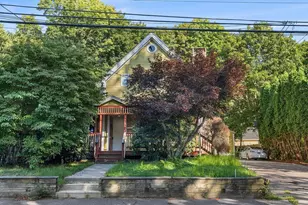 56 Park St, Hudson, MA 01749 - Photo 2