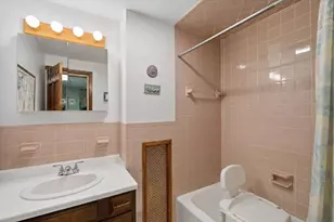 227 Chelsea St, Boston, MA 02128 - Photo 24