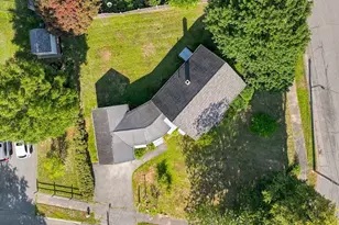 21 Flint St, Danvers, MA 01923 - Photo 4