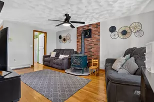 71 Hichborn St, Revere, MA 02151 - Photo 10