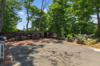 71 Hichborn St, Revere, MA 02151 - Photo 20