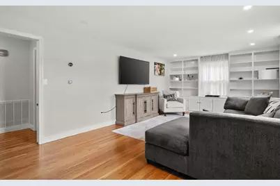 104 Martin Street, North Andover, MA 01845 - Photo 12