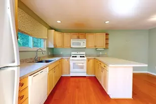 98 Algonquin Trail, Ashland, MA 01721 - Photo 6