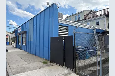 139 Water St, Lawrence, MA 01841 - Photo 8