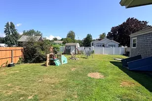 2 Upton St, Fairhaven, MA 02719 - Photo 4