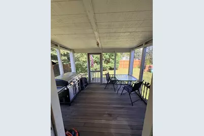 2 Upton St, Fairhaven, MA 02719 - Photo 6