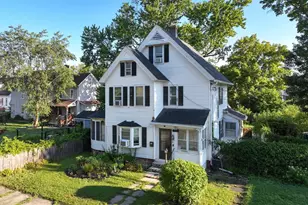 112 Hampshire St, Springfield, MA 01151 - Photo 1