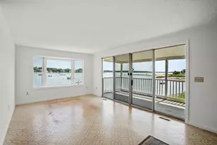 584 Circuit Ave, Bourne, MA 02559 - Photo 14