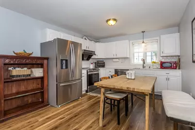 1 E Wood St #B, Milford, MA 01757 - Photo 8