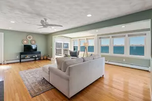 43 Maple Ave, Nahant, MA 01908 - Photo 10