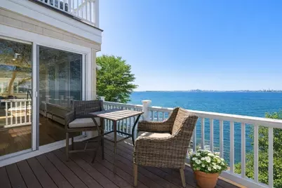 43 Maple Ave, Nahant, MA 01908 - Photo 8