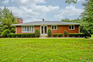 233 Lathrop St, South Hadley, MA 01075 - Photo 2