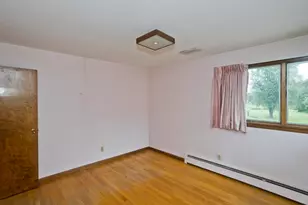 233 Lathrop St, South Hadley, MA 01075 - Photo 16