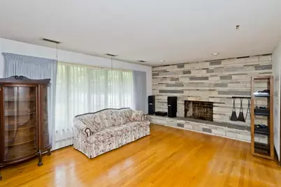 233 Lathrop St, South Hadley, MA 01075 - Photo 4