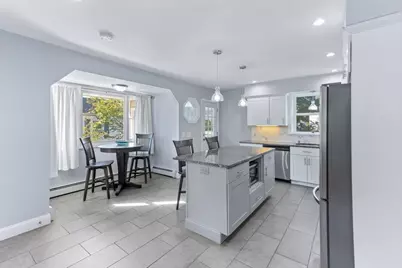 32 Cottage St, Taunton, MA 02780 - Photo 6