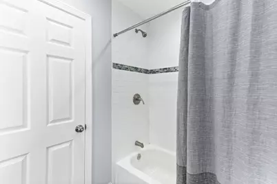 32 Cottage St, Taunton, MA 02780 - Photo 10