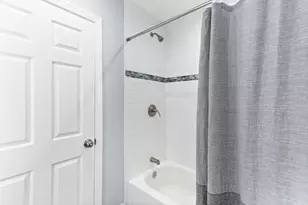 32 Cottage St, Taunton, MA 02780 - Photo 10