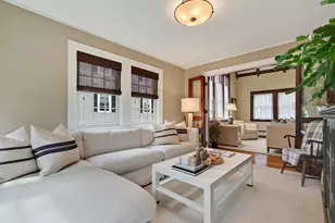 165 Thacher, Milton, MA 02186 - Photo 10