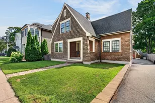 165 Thacher, Milton, MA 02186 - Photo 2