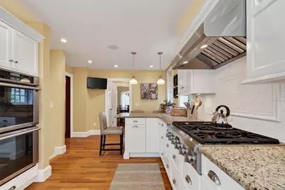 165 Thacher, Milton, MA 02186 - Photo 14