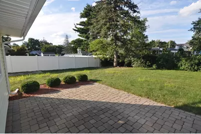 4 Blackstone St, Peabody, MA 01960 - Photo 8