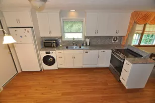 4 Blackstone St, Peabody, MA 01960 - Photo 28